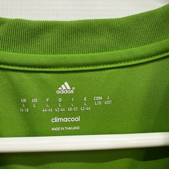 Nike Women’s T-shirt Bundle - Picture 15 of 16